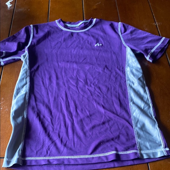 Athletech XL 14/16 shirt. Approx 24 inches long - Picture 1 of 12